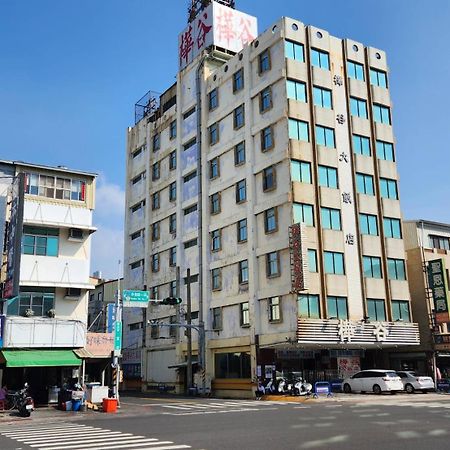 Hua Ku Hotel Tainan Exterior foto